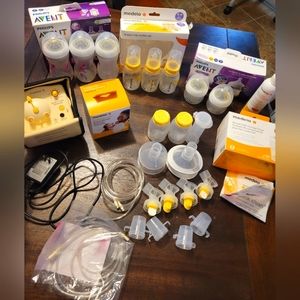 ❤️Medela Pump Bundle 💙